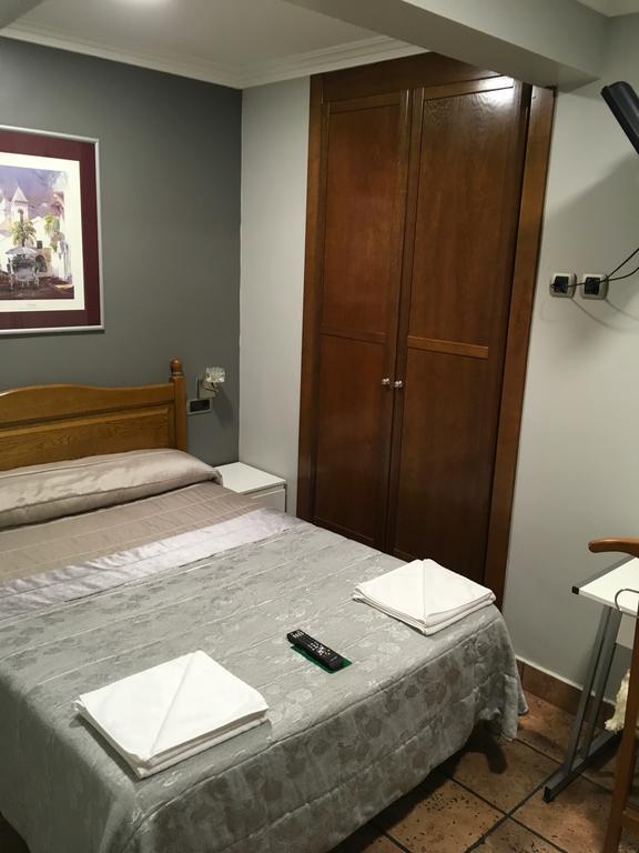Pension La Redonda Logrono Luaran gambar