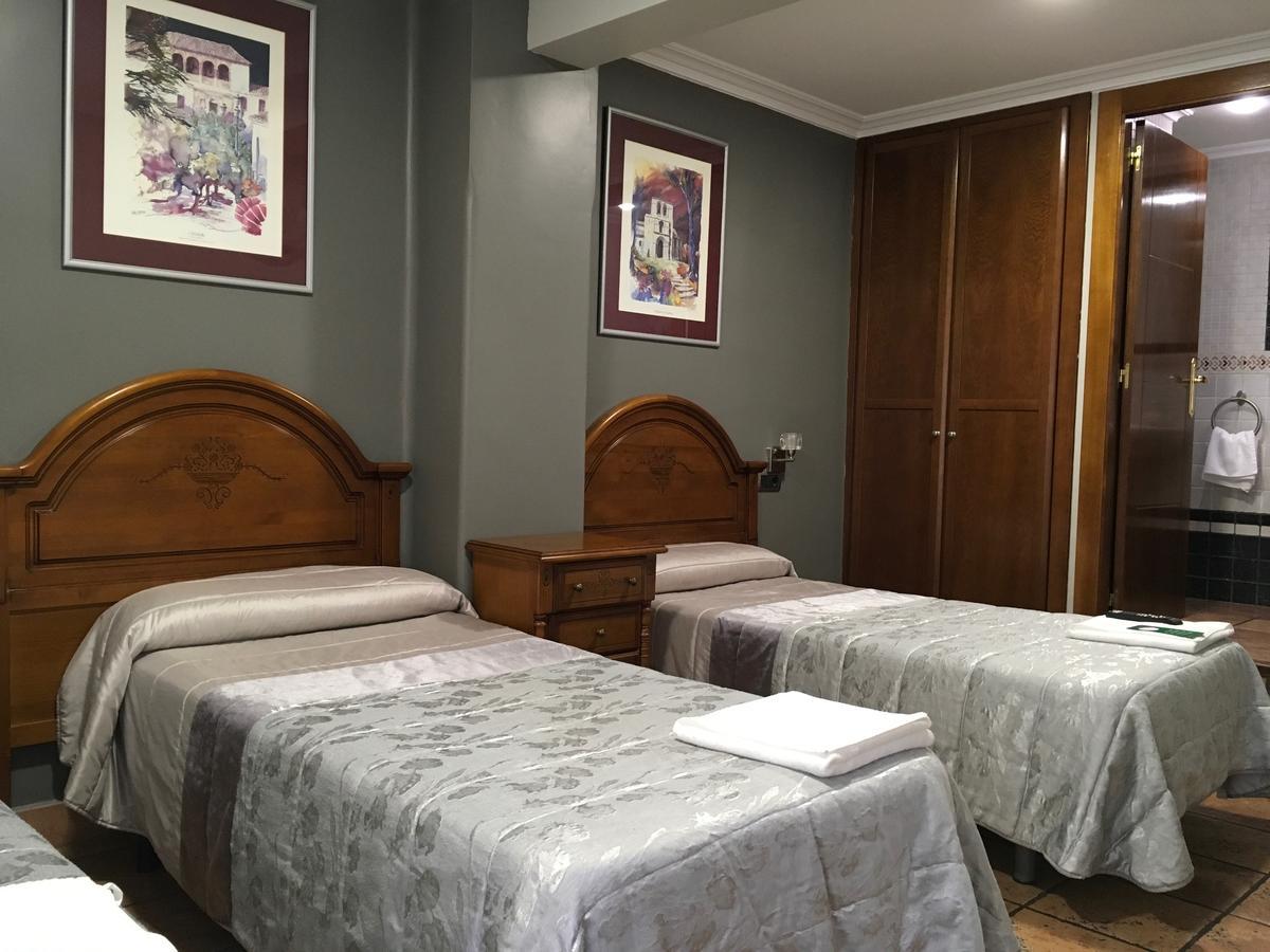 Pension La Redonda Logrono Luaran gambar
