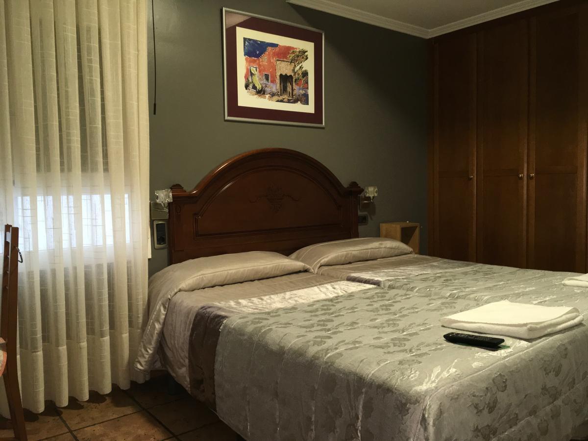 Pension La Redonda Logrono Luaran gambar